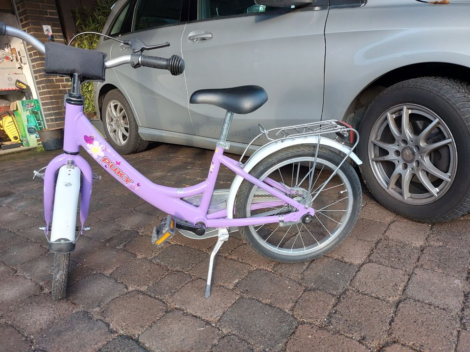 Wie neu: PUKY ZL  ALU 18 Zoll (Mädchen-)Fahrrad in lila/flieder in Dormagen