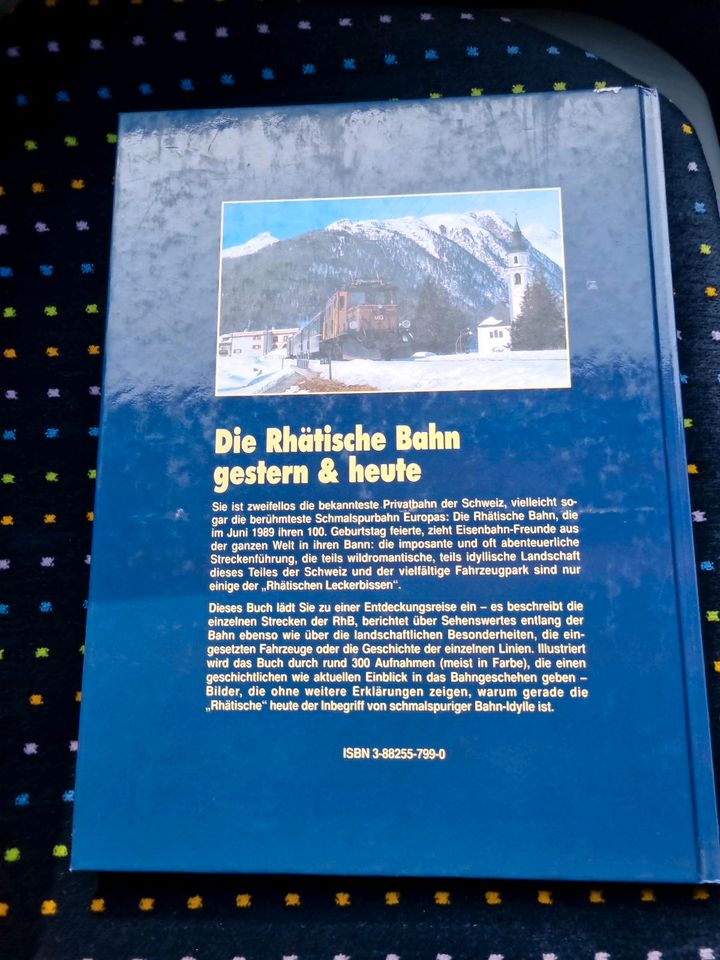 DB Fachbuch Bahn-Buch Die Räthische Bahn gestern und heute in Eisingen