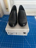 Tamaris schwarze Schuhe Hessen - Heusenstamm Vorschau