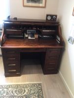 100 Jahre alten Englischer Schreibtisch aus Mahagoni Hessen - Neu-Isenburg Vorschau