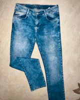 Jeanshose  Jungen LTB Slim Trapered  Gr.176 Super Zustand Berlin - Köpenick Vorschau