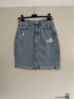 H&M Destroyed High Waist Jeans Rock Denim S/M 36/38 Baden-Württemberg - Buchen (Odenwald) Vorschau