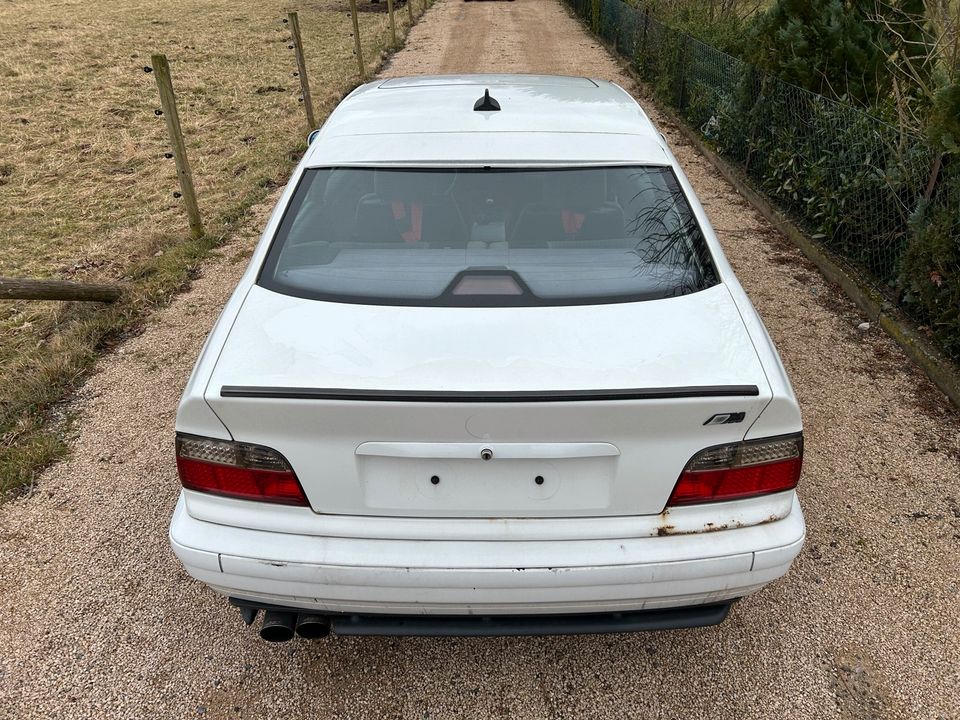 BMW e36 328i Coupe in Bad Münstereifel