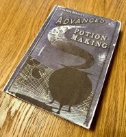 HARRY POTTER ADVANCED POTION MAKING BUCH RARE HANDGEMACHT Baden-Württemberg - Offenburg Vorschau