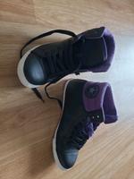 Chucks Gr. 37,5 NEU schwarz Sneakers Leder lila Converse u Hessen - Pfungstadt Vorschau