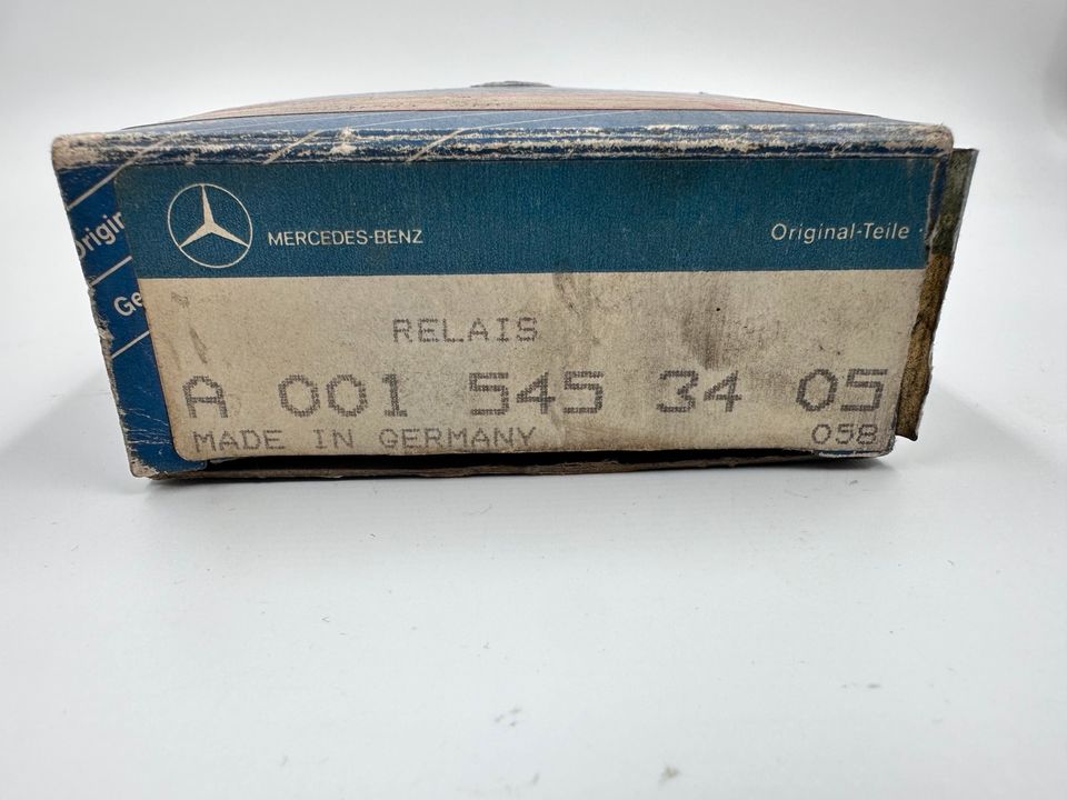 Mercedes R107 W126 Kraftstoffrelais Benzinpumpe A0015453405 in Obertshausen