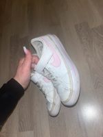 Nike Schuhe gr 30 Niedersachsen - Göttingen Vorschau