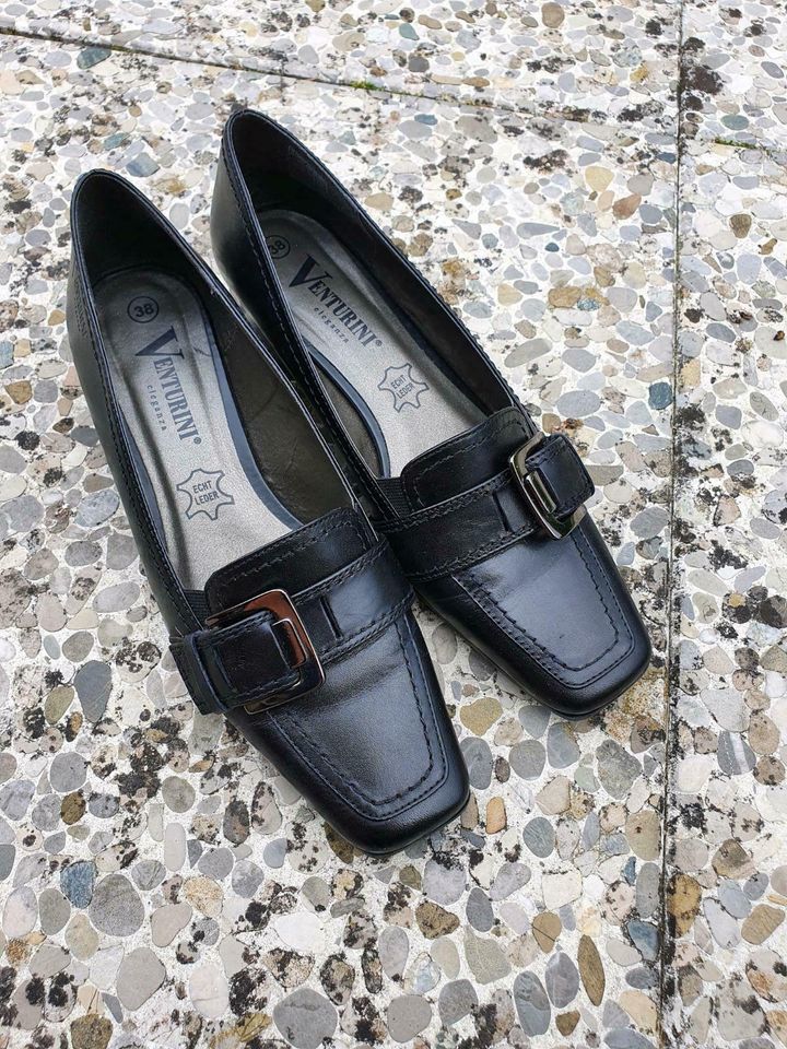 Venturini Schuhe Gr. 38 neuwertig in Lübeck - Travemünde | eBay  Kleinanzeigen ist jetzt Kleinanzeigen