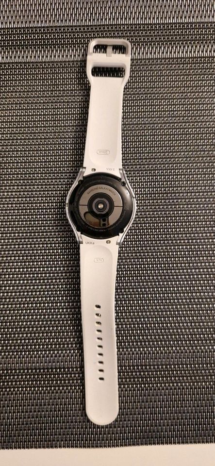 Samsung Galaxy Watch 4 LTE 40 in Wetter (Ruhr)