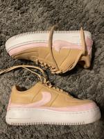Nike Air Force Neuwertig Kiel - Neumühlen-Dietrichsdorf-Oppendorf Vorschau