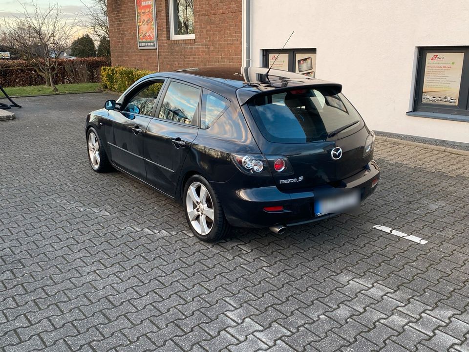 Mazda 3 BK in Baesweiler