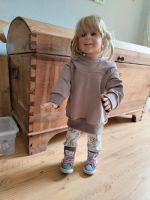 Bezaubernde Kinderkleidung Kombi Pullover 80 Hose 74 Niedersachsen - Sande Vorschau
