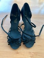 Tanzschuhe Gr 37 neu Hessen - Marburg Vorschau