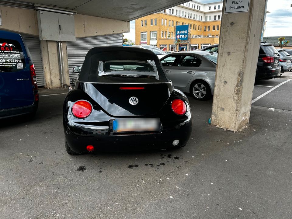 VW Beetle 1.6 Cabrio in Kerpen