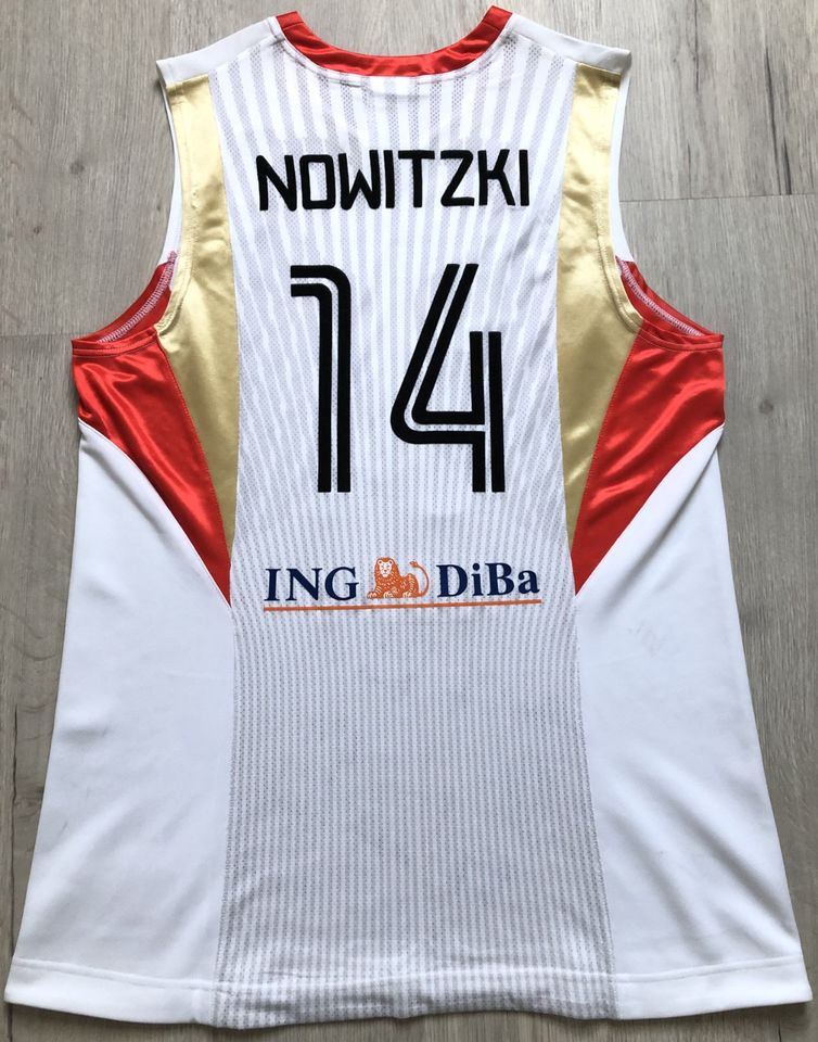 Autogramm Nike Authentic Trikot NOWITZKI Basketball DBB NBA Olymp in Bamberg