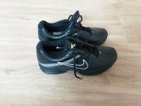 Neu !!!  Nike Sportschuh Gr. EUR 42 Hessen - Willingen (Upland) Vorschau