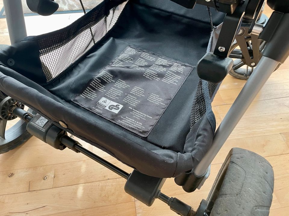 Teutonia Be You v 3 Kinderwagen Buggy viel Zubehör grau hellblau in Düsseldorf