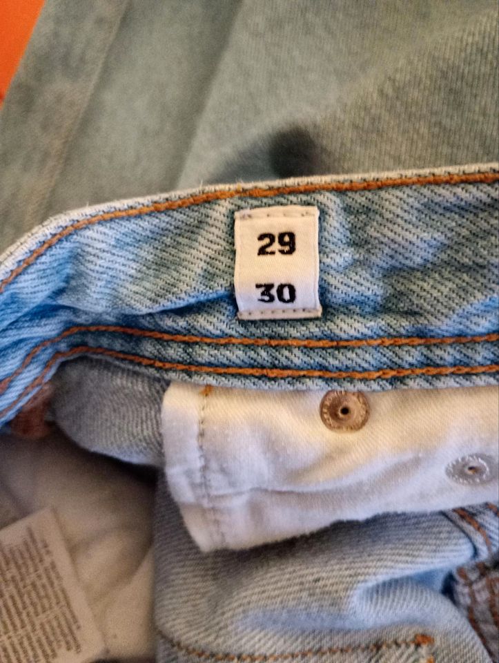 Jeans "Jack& Jones".  Größe 29/30 in Hüffelsheim