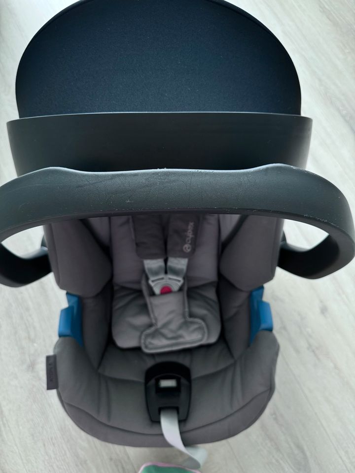 Cybex Aton 5 Mid Grey Babyschale in Düsseldorf