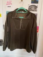 Pullover Shirt Khaki olivgrün Only Gr. M Nordrhein-Westfalen - Lemgo Vorschau