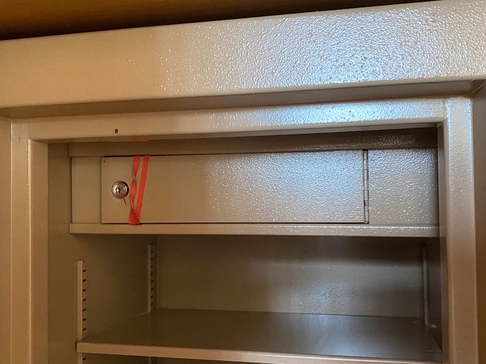 Tresor, Safe, Kassenschrank in Heiligenhaus