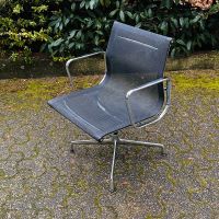 TOP: Vitra / Herman Miller | EA107 Alu-Chair | Aluminium Chair | Netzgewebe | Schreibtischstuhl drehbar | Büro Designklassiker | Stuhl | Sessel | Passt zu: Cassina, USM Haller, Knoll… Düsseldorf - Pempelfort Vorschau