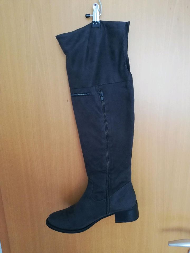 Graue Stiefel, Größe 40, Vera Blum Venice, mit kleinem Absatz in Vellmar