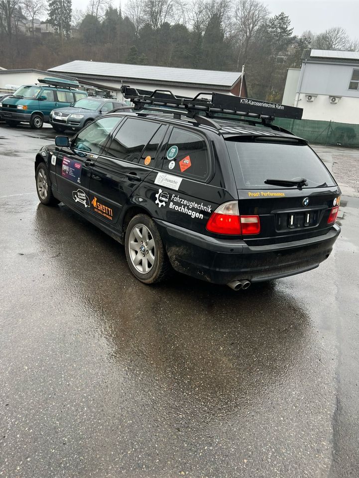 BMW E46 325i Facelift Ersatzteile Schlachtfest Rallye M-Paket M in Kürten