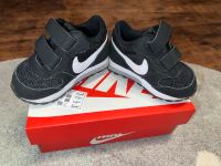 Nike Babyschuhe Schuhe, Turnschuhe, schwarz Größe 19,5 Saarland - Schwalbach Vorschau