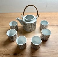 Vintage Tee- oder Kaffeekanne, achteckig, mit floralem Muster Hessen - Darmstadt Vorschau
