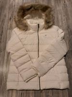 Tommy Hilfiger Neu Daunenjacke Damen Gr.XL Nordrhein-Westfalen - Dörentrup Vorschau