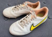 Nike Tiempo Fußballschuhe Gr. 38,5 Bayern - Ebermannstadt Vorschau