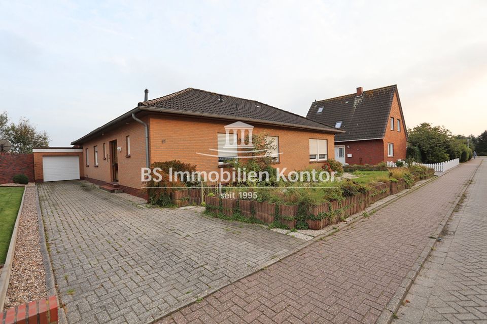 Greetsiel! Gepflegter Bungalow mit Wintergarten, Garage und Gartenanlage in ruhiger Lage! in Greetsiel