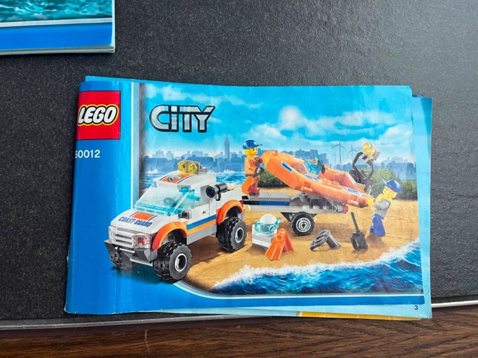 Lego City Küstenwachzentrum 60167 und Rettungshubschrauber 60166 in Deggingen