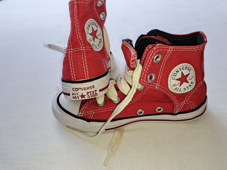 Converse All Stars / Rot / Größe 31 / Klettverschluss in Kleinmaischeid