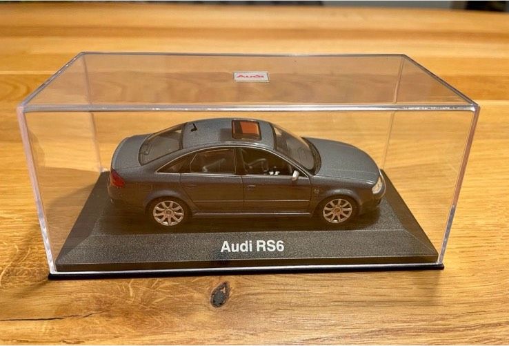 Audi RS6 C5 Limousine Quattro 4,2 V8 Biturbo 1:43 Minichamps in Haiger