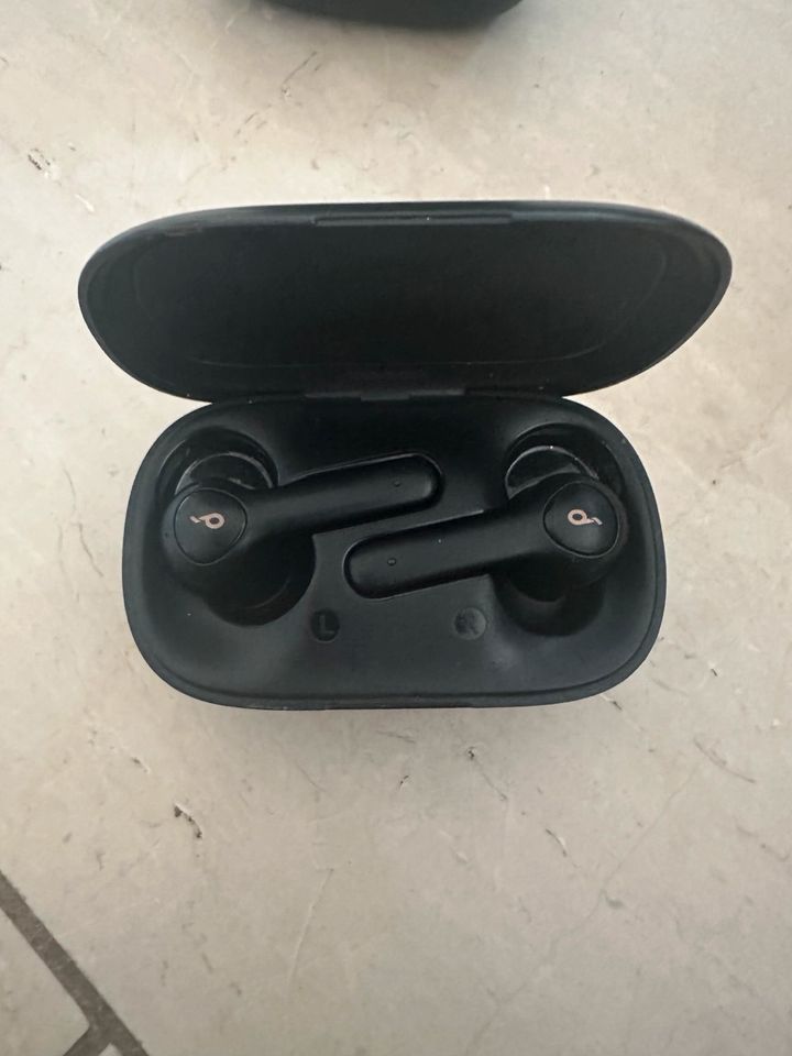 Soundcore In Ear Kopfhörer + extra Case in Ulm