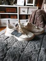 New Balance 327 Damen Sneaker in Größe 39,5 Neuwertig Nordrhein-Westfalen - Voerde (Niederrhein) Vorschau