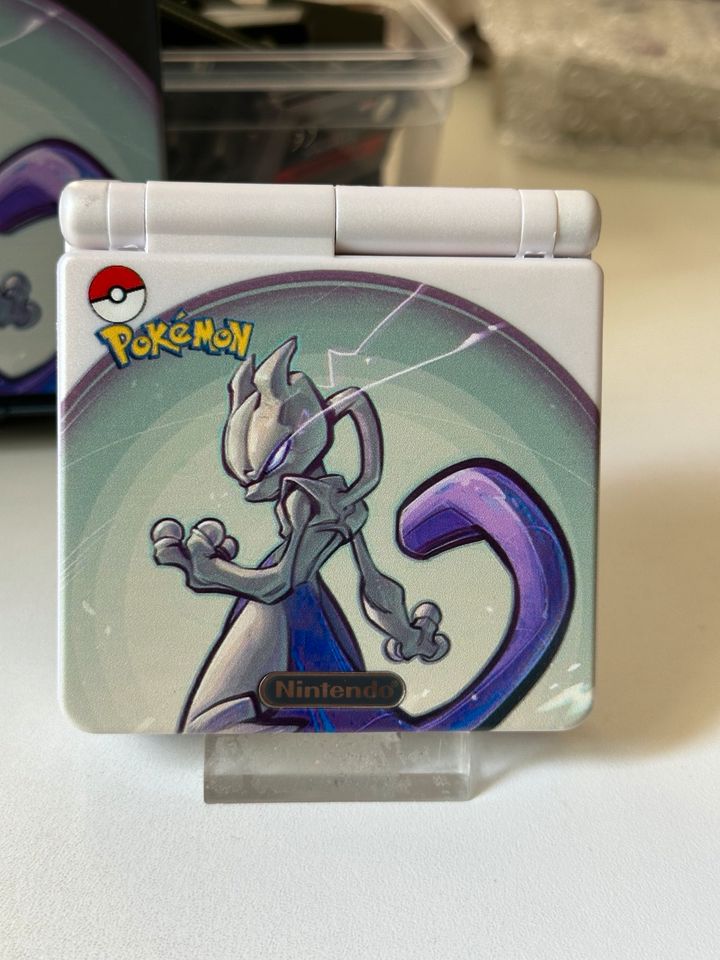 Gameboys Advance SP Pokémon Mewtu Edition AGS-001+Case Top! in Berlin
