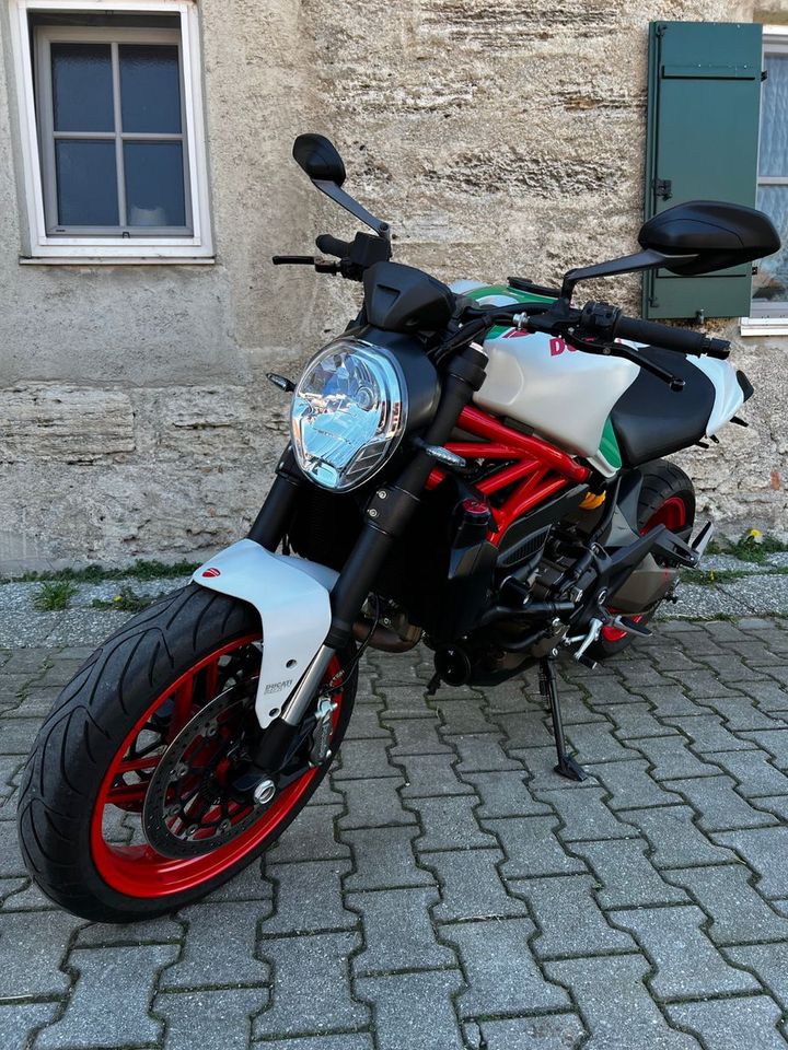 Ducati Monster 821 Tricolore, Service, Garantie in Obersöchering