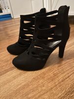 Tamaris Pumps Stilettoabsatz Neu Gr. 37 Schwarz Frankfurt am Main - Heddernheim Vorschau