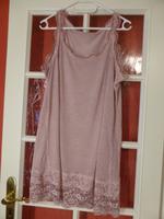 Tredy Top Unterhemd Ladenlook Spitze Basics neuwertig 44/46 Hessen - Butzbach Vorschau