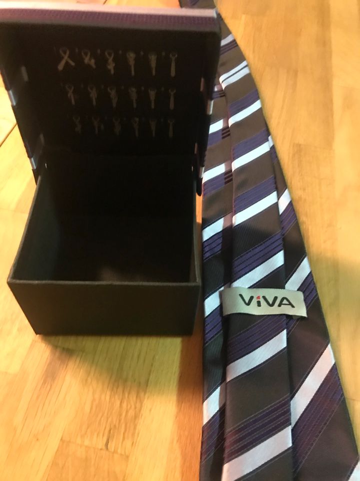 Krawatte Binder Neu in Box zu verkaufen in Dierhagen