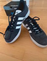 Adidas Sneakers Gr. 42 Hessen - Borken Vorschau