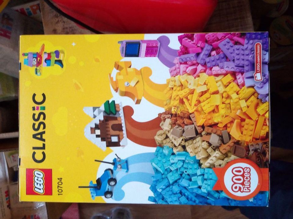 LEGO Box Classic 10704 mit 900 Bausteine Teile NEU und OVP in Lemgo