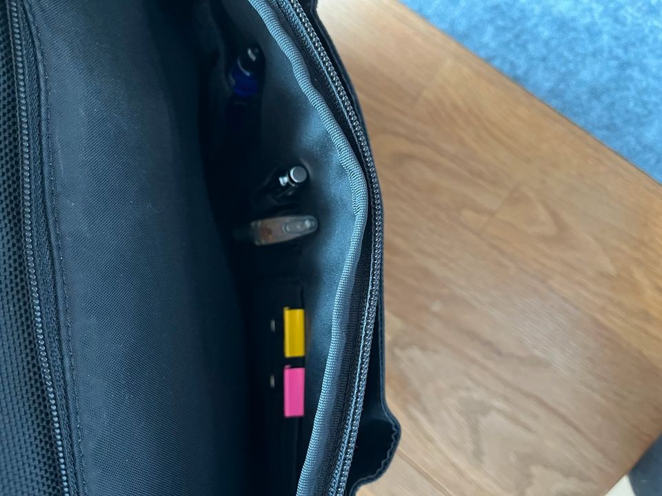 Arbeitstasche / Laptop Tasche von Esprit in Heroldsbach