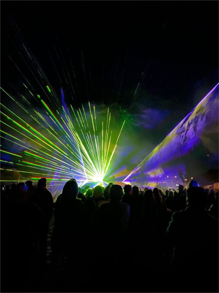 Feuerwerk aus Licht, Lasershow für Hochzeit, Unternehmen u. Feste in Dessau-Roßlau