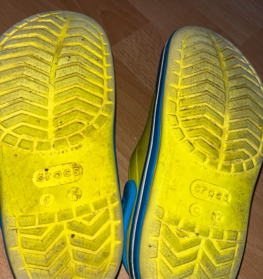 Crocs kinder gelb gr 29-30 in Neuss