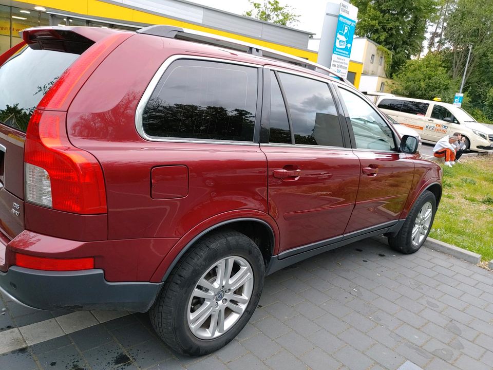 Volvo XC 90 Facelift Automatik in Berlin