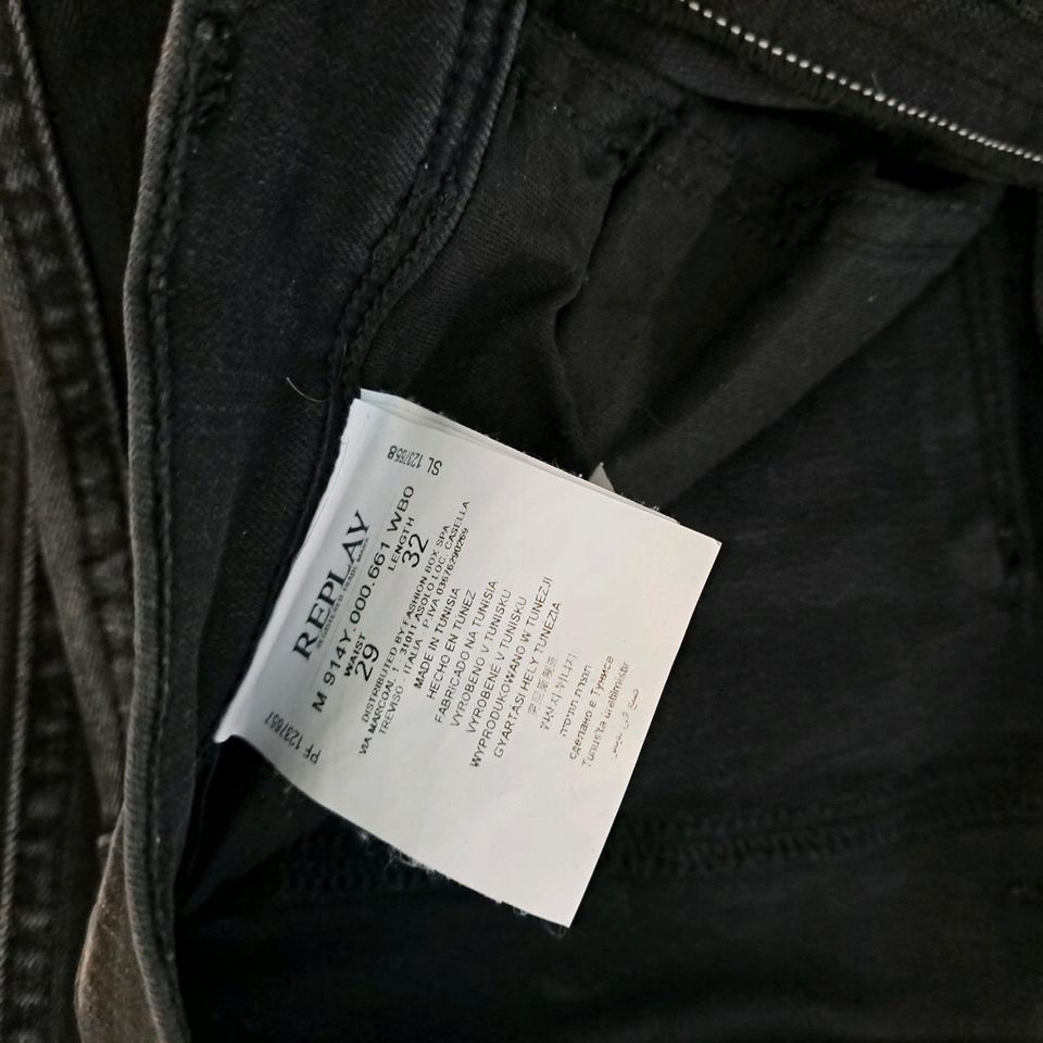 Replay Jeans schwarz Gr. 28/32o in Darmstadt